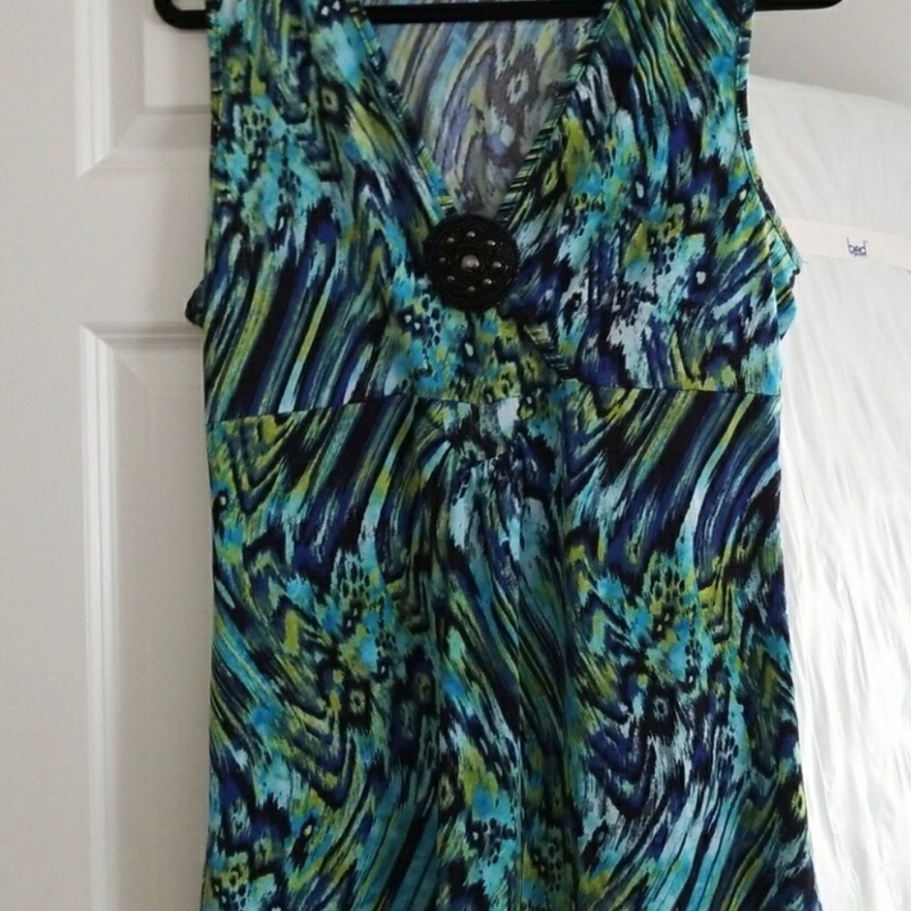 Sleeveless blouse